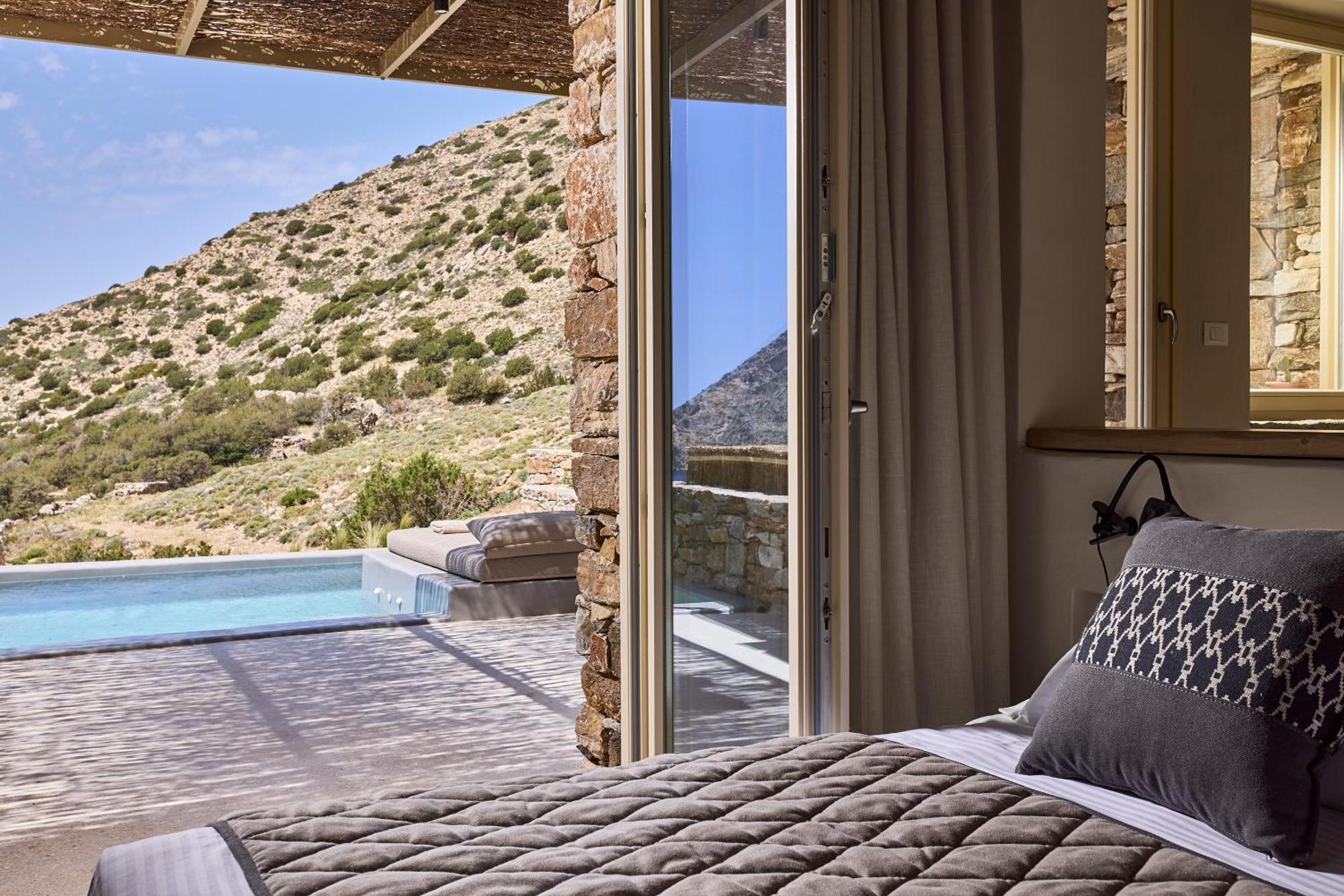Apsila Pool Suites Kamares  Room photo